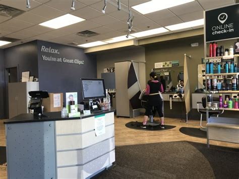 great clips kentwood michigan